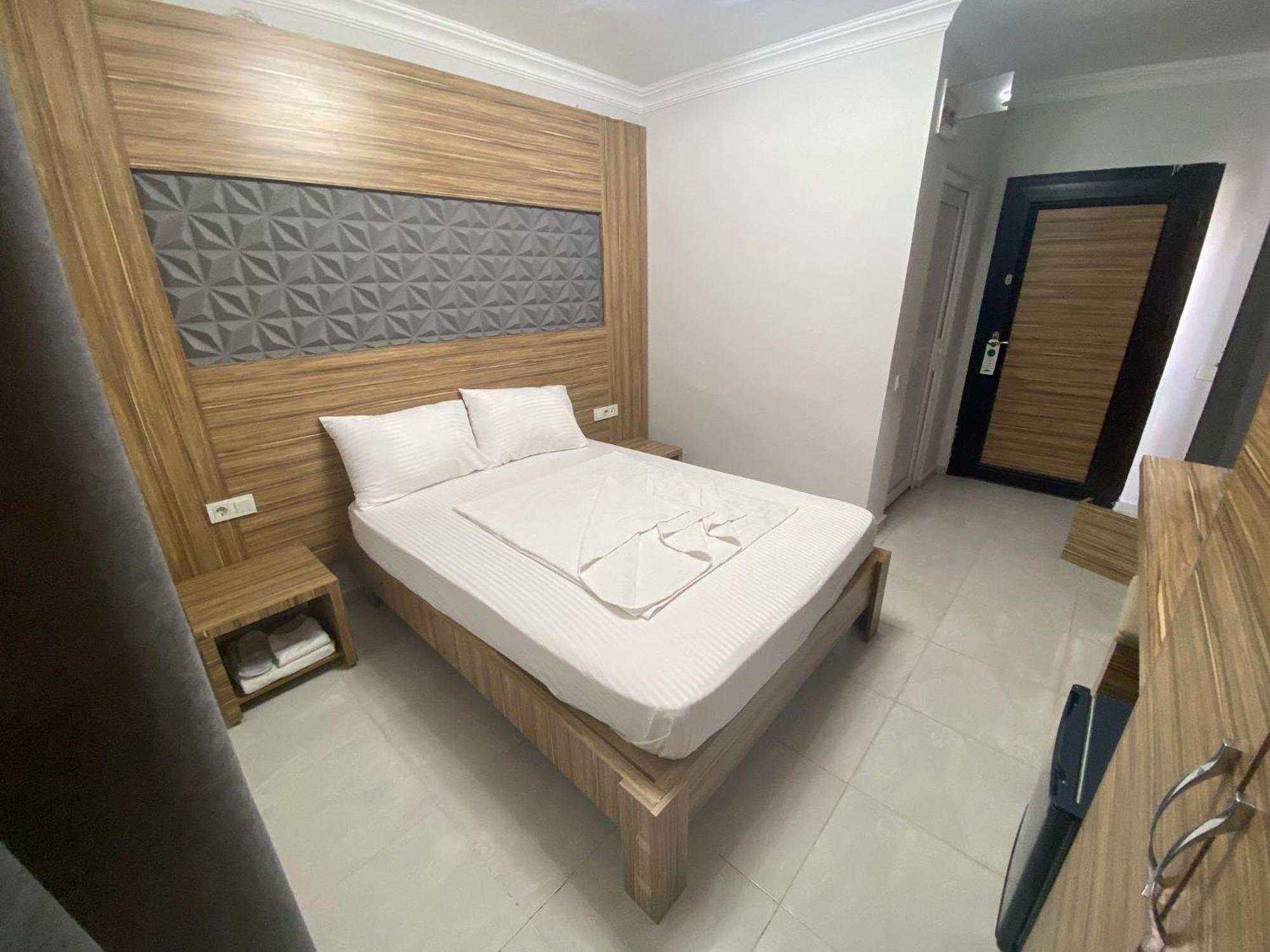 Royal Ezel Hotel Antalya Exterior foto